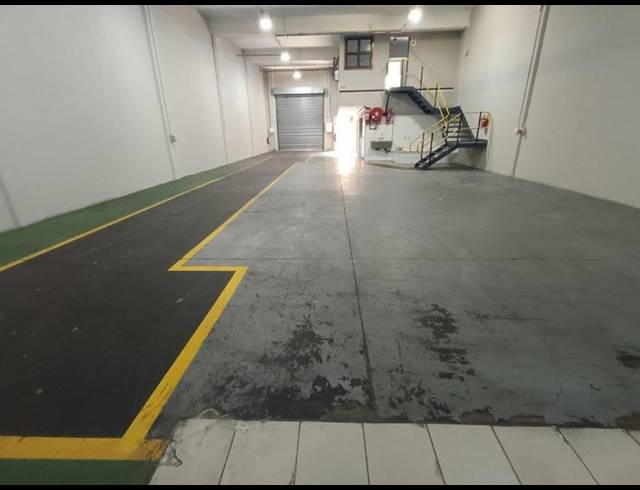 INDUSTRIAL PROPERTY TO RENT IN KIMBULT